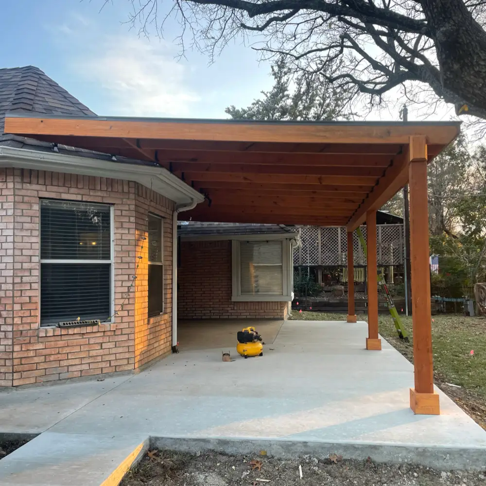 patio cover builder in Dallas Texas builds flat metal roof patio cover